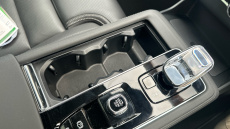 Volvo XC90 2.0 T8 PHEV Ultra Dark 5dr AWD Geartronic Estate